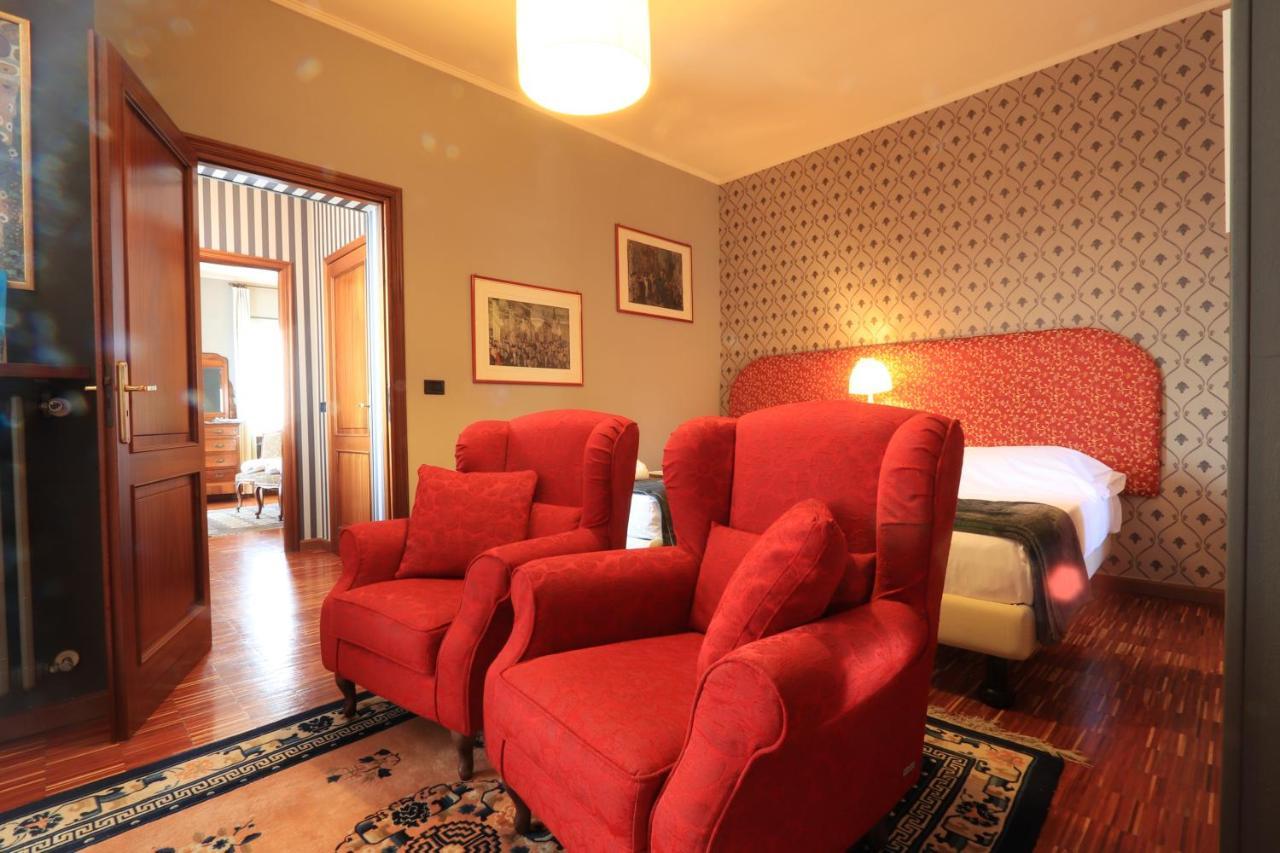 Felicin - Ristorante Albergo "Dimora Storica" Monforte dʼAlba Exteriér fotografie