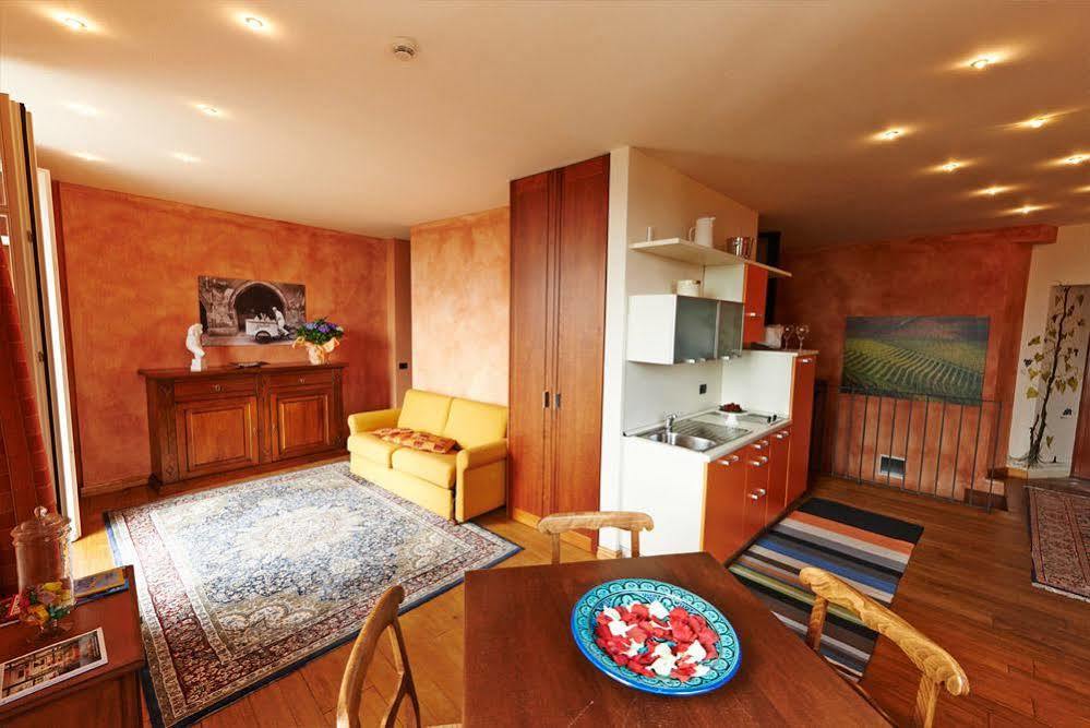 Felicin - Ristorante Albergo "Dimora Storica" Monforte dʼAlba Exteriér fotografie