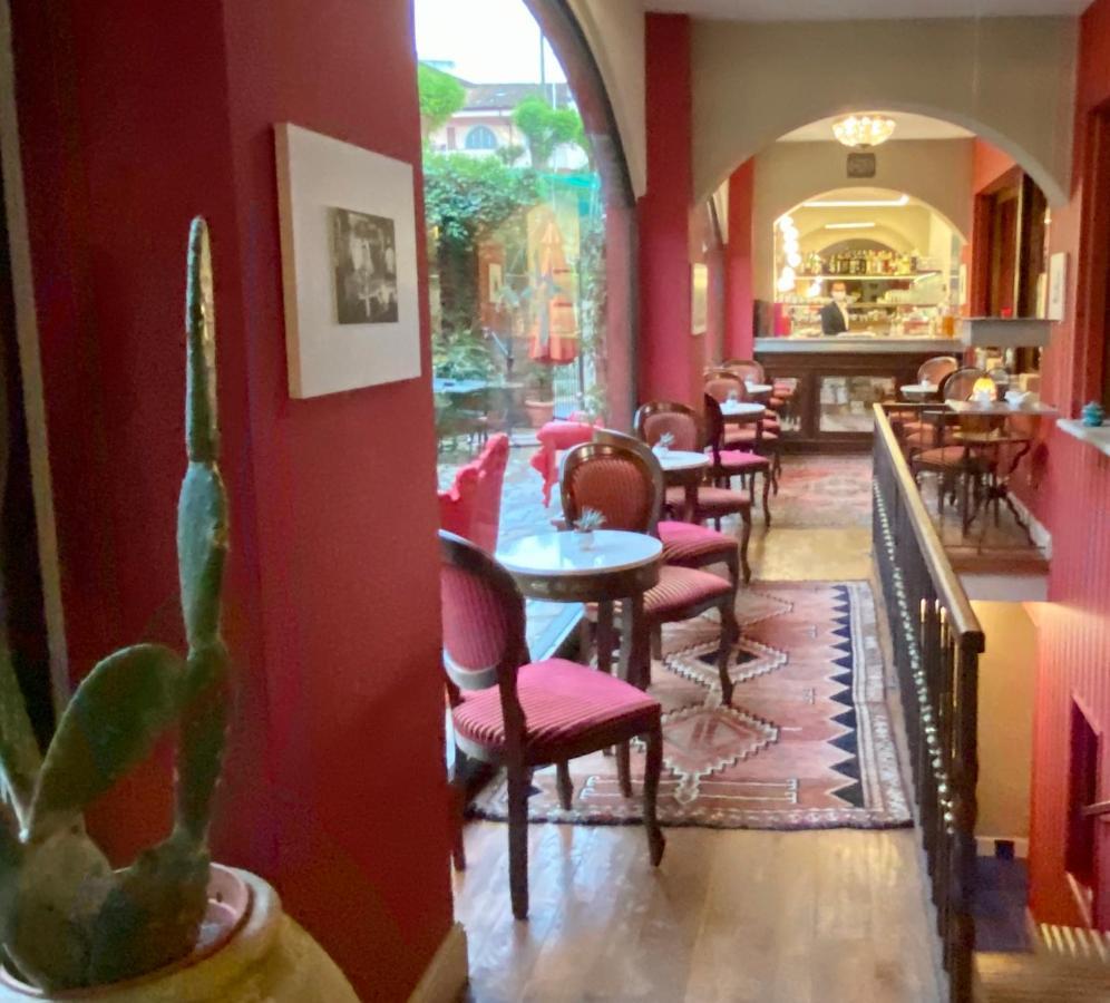 Felicin - Ristorante Albergo "Dimora Storica" Monforte dʼAlba Exteriér fotografie